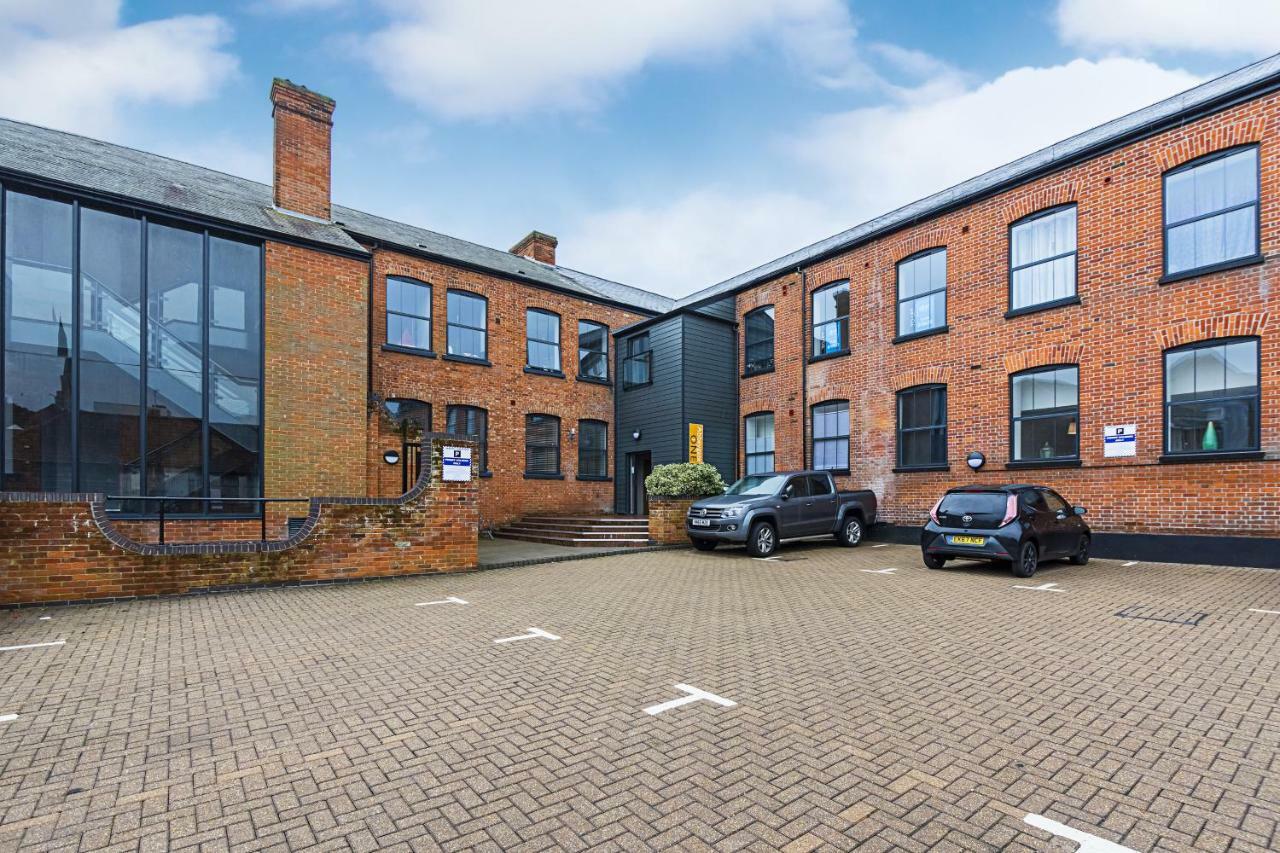 Corporate Accommodation, Contractor Housing & Leisure Stays At Abbeygate One Colchester Exterior foto